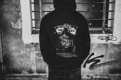 Ocięty — Bluza z etymologią i zdjęciem w masce.