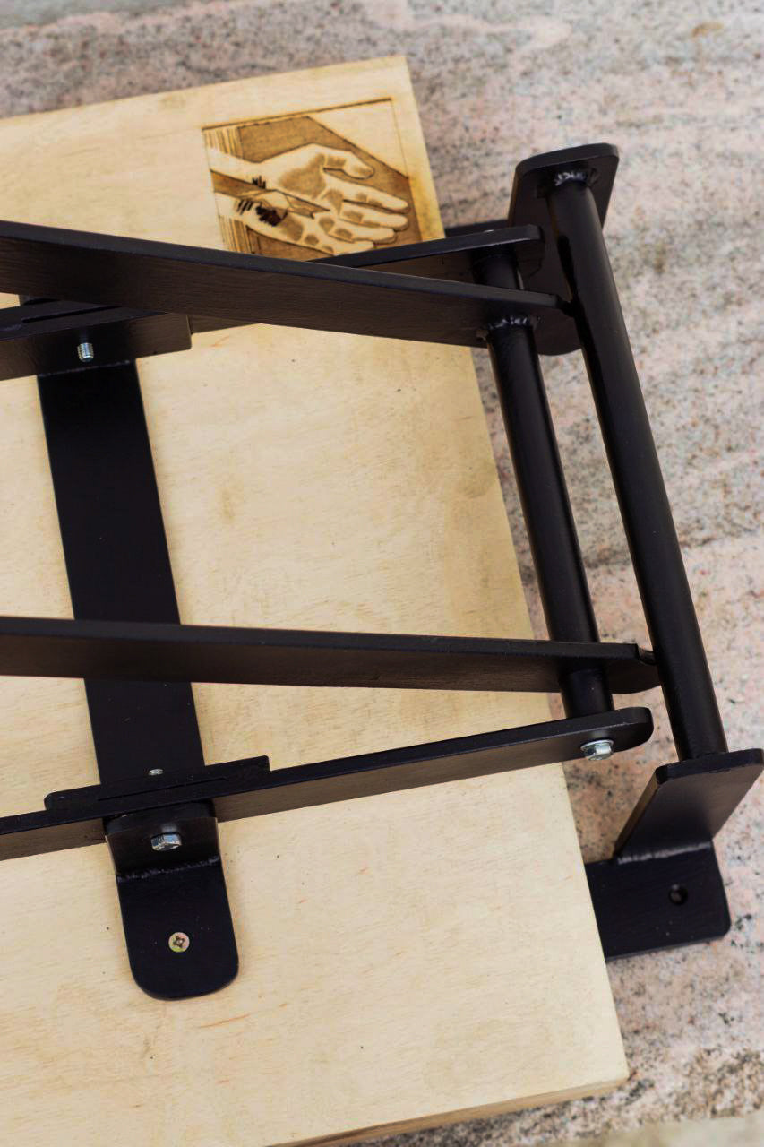 Ocięty Press — ręcznie robiona prasa linorytnicza A3